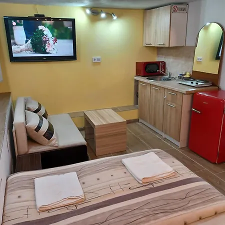 Апартаменты Center 5 *