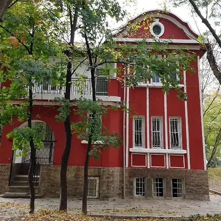 Center 5 Апартаменты *