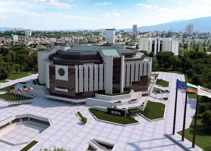 Center 5 * ソフィア