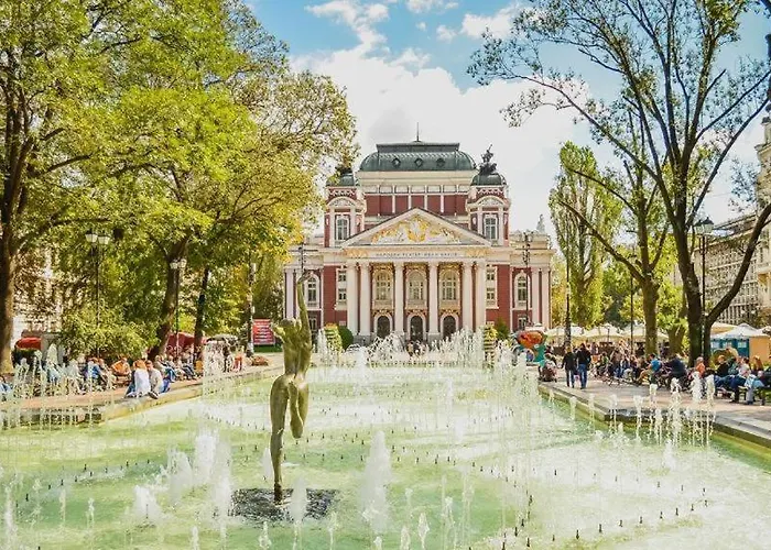 Center 5 アパート ソフィア