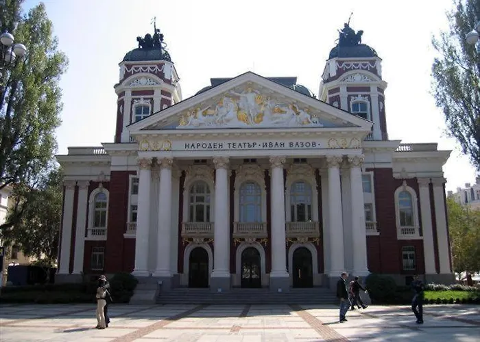 Center 5 * ソフィア