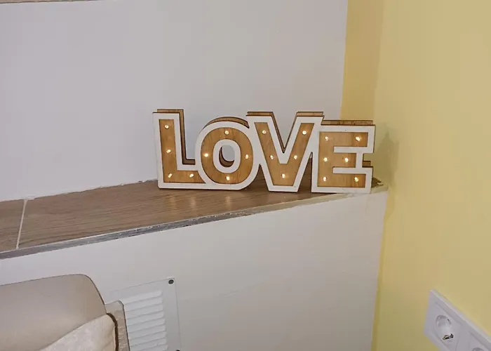 アパート Center 5 *