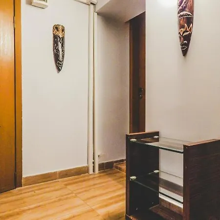 Apartamento Center 5 *